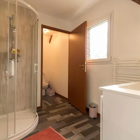 Maison Entre Campagne Et Foret